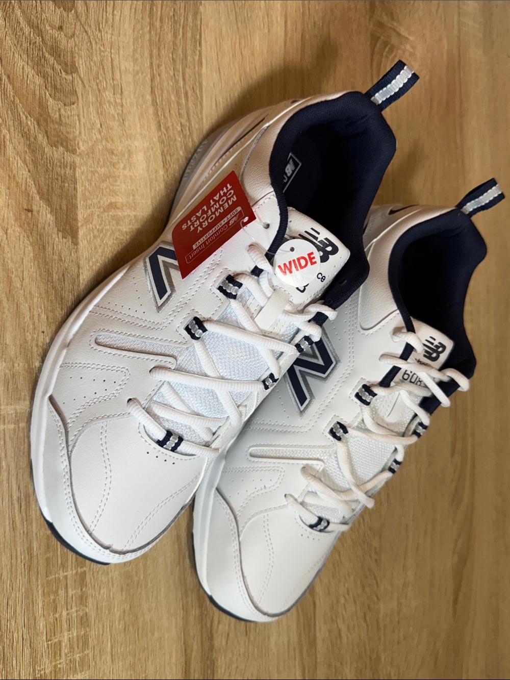New Balance Men's White and Navy Wide Athletic Sneakers 12 WIDE 12 2E